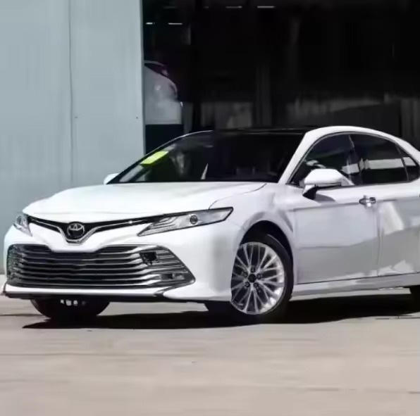 Camry White Turbo Leather R17 Electric Automatic Panoramic Sunroof